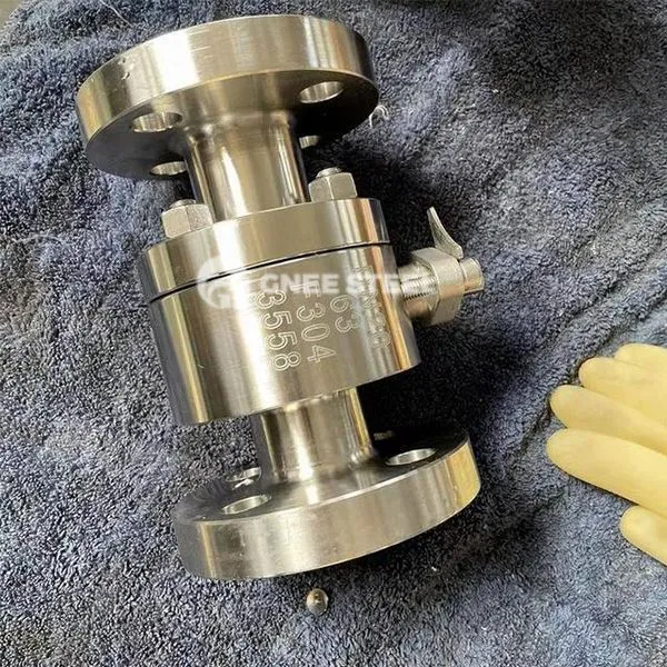 Kalti tērauda augsta spiediena bumbiņas vārsti